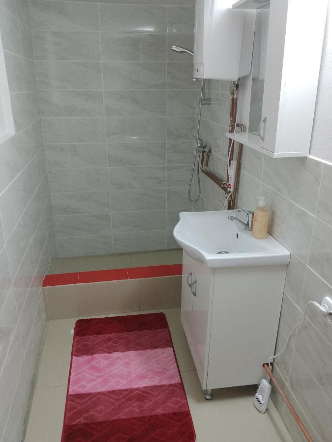 Casa Roxy Apartment Cristian  Luaran gambar